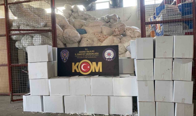 Adana'da 43 milyon 750 bin gümrük kaçağı makaron ele geçirildi