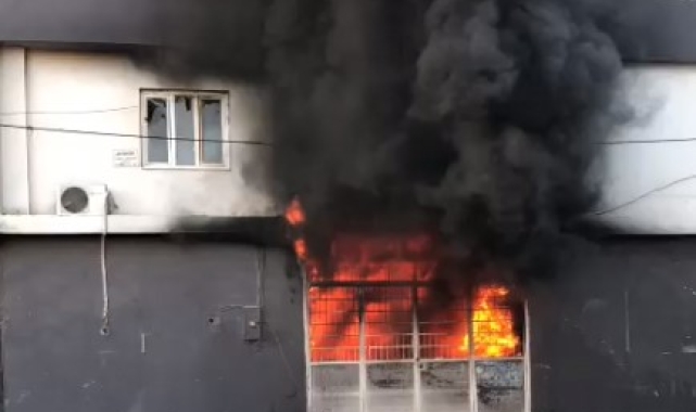 Adana'da atölye yangını