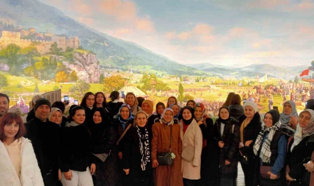 Adım adım Bursa'yı gezdiler
