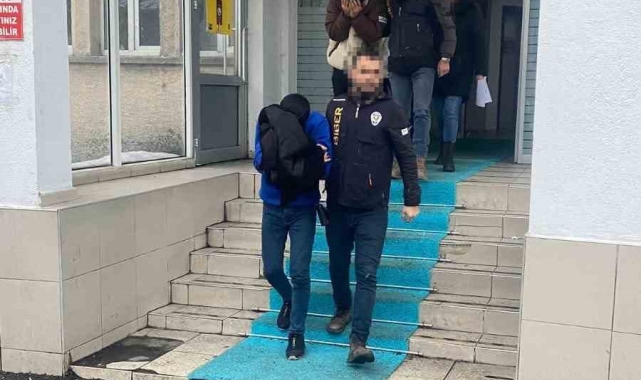 Ağrı'da 5 kişiyi dolandırıp üzerine kredi çeken şahıslar tutuklandı