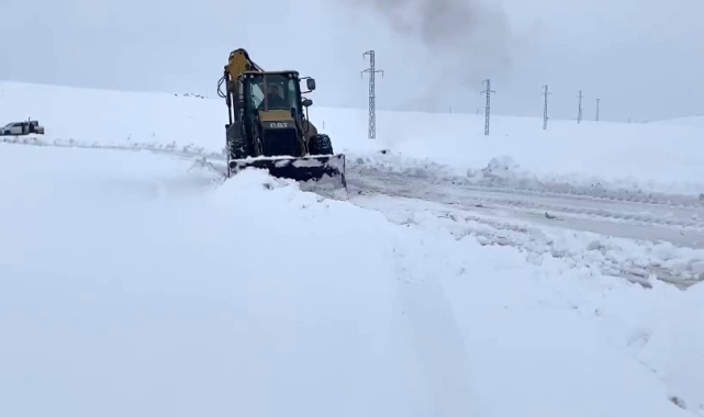 Ağrı'da kapalı köy yolları ulaşıma açılıyor