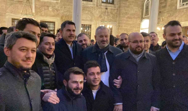 AK Parti'nin İstanbul adayı Kurum seçim çalışmalarının startını Eyüpsultan'da verdi