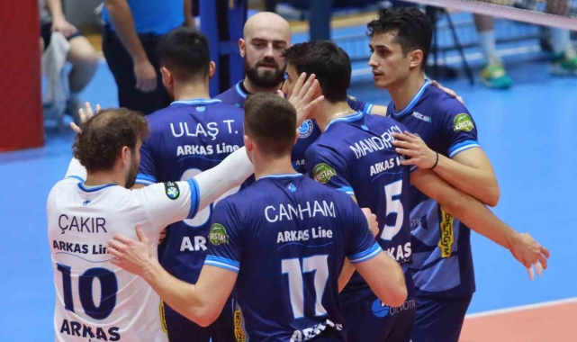 Arkas Spor'un konuğu lider Halkbank