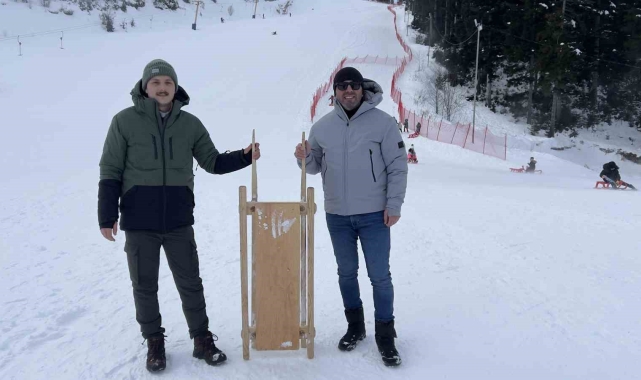 Artvin Atabarı Kayak Merkezi hafta sonu ziyaretçilerini ağırladı