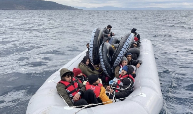 Ayvacık açıklarında 87 kaçak göçmen yakalandı