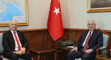 Bakan Güler, KKTC Cumhuriyet Meclisi Başkanı Töre ile bir araya geldi