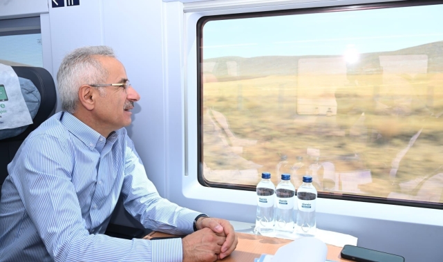Bakan Uraloğlu: "Karaman-Konya-Ankara ve Karaman-Konya-İstanbul YHT hattında 2 yılda 2 milyon 423 bin 868 yolcu seyahat etti"