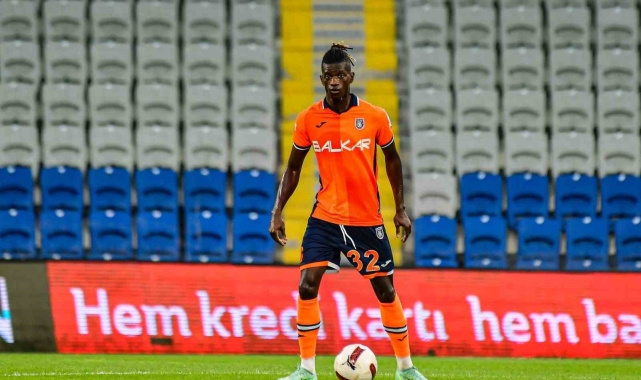 Başakşehir: "Futbolcumuz Edgar Ie ile karşılıklı anlaşarak yollarımız ayrılmıştır. Edgar Ie'e kariyerinin geri kalan bölümünde başarılar diliyoruz."