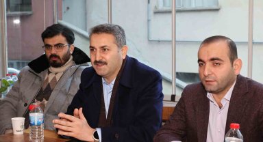 Başkan Eroğlu; "Esnafımızla şehre yön veriyoruz"