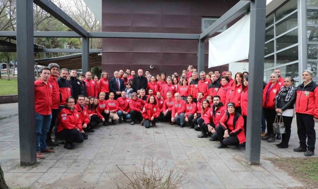 Başkan Kurt arama kurtarma ekipleriyle bir araya geldi