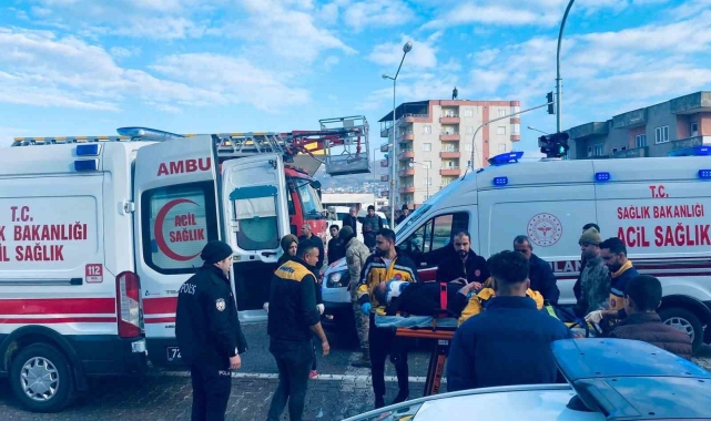 Batman'da iki tır çapıştı: 1 ağır yaralı