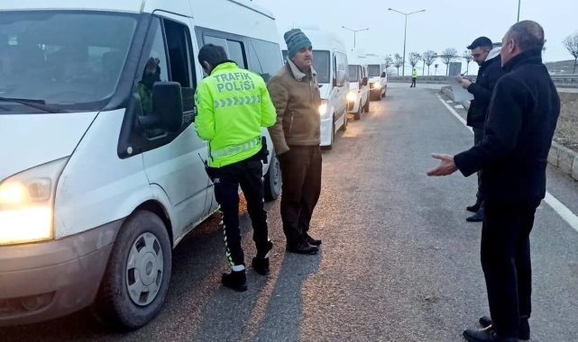 Bayburt&#039;ta okul servis araçları denetleniyor