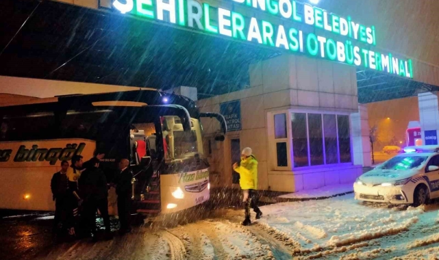 Bingöl'de şehirlerarası yolcu ve yük taşımacılığı yapan araçlara denetim
