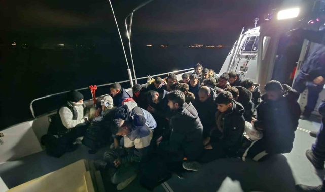 Bodrum'da 27 düzensiz göçmen kurtarıldı