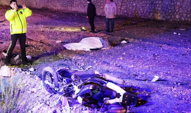 Bodrum'da feci kaza: Alkollü sürücünün çarptığı motosikletli genç kız hayatını kaybetti