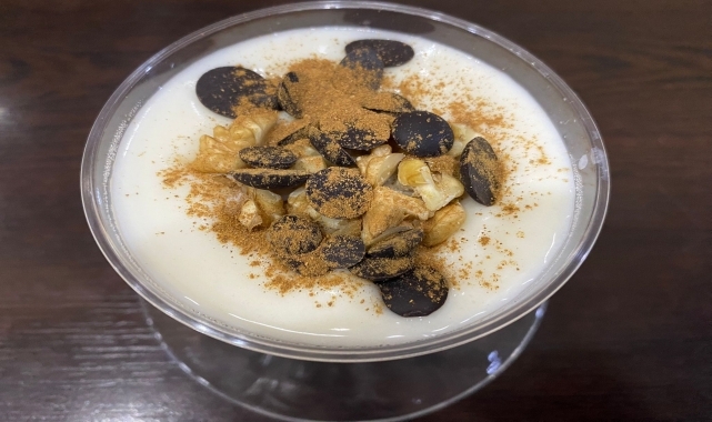 Bolu'da çay ocağı işleten çift, özel tarifleri "Muhlep" ile ağızları tatlandırıyor