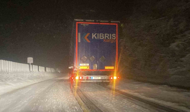 Bolu Dağı'nda kar kalınlığı 30 santimetreyi geçti