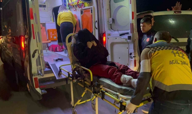 Boşandığı eski eşini iş çıkışında bıçakladı