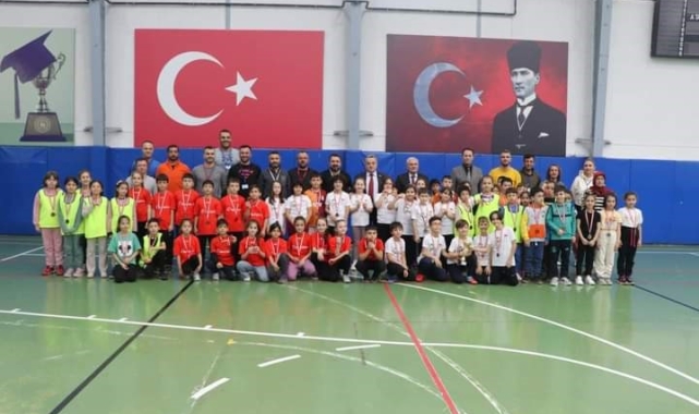 Bozüyük'te öğrenciler geleneksel çocuk oyunları ile eğlendiler
