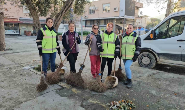 Buharkent'in temizliği kadınlara emanet