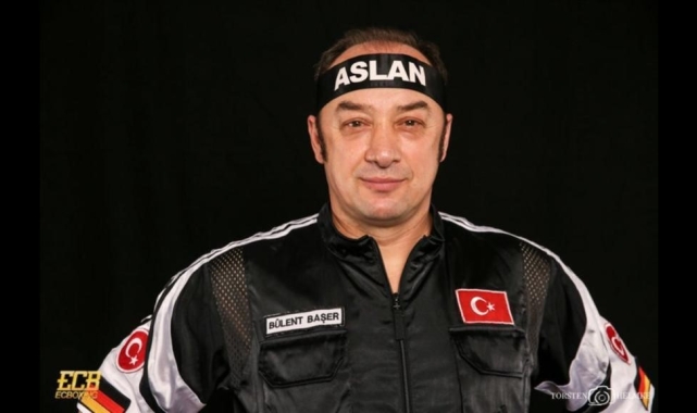 Bülent Başer: "Boksumuzu dünyanın zirvesine çıkaracağız"
