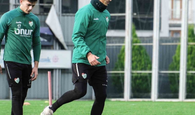 Bursaspor'da çalışmalar devam ediyor