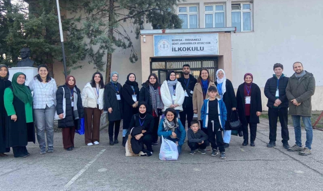 BUÜ'lü öğretmen adaylarına köy okulu deneyimi