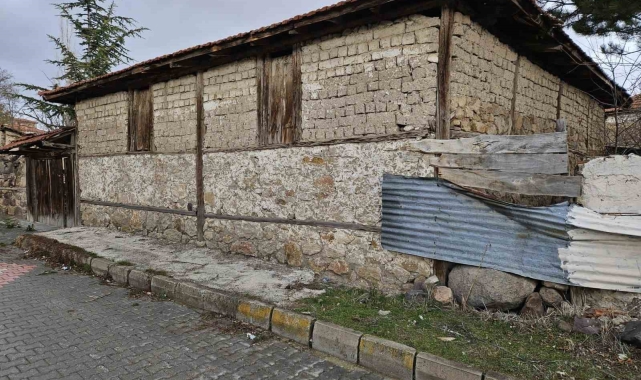 Çankırı Valiliği'nden metruk bina açıklaması: "Son bir ayda 13 metruk bina yıkıldı"