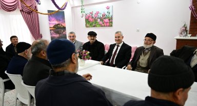 Çınar, 'Vefa Buluşmaları' kapsamında yaşlı vatandaşları misafir etti