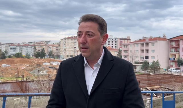 Çöken istinat duvarları mahalle sakinlerini tedirgin ediyor