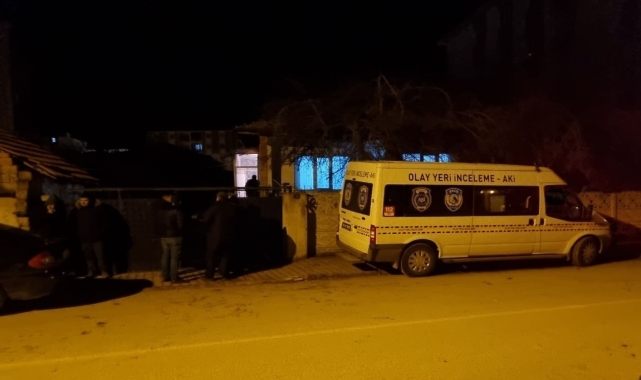 Çorum'da 82 yaşındaki kişi evinin bahçesinde ölü bulundu