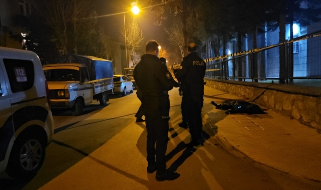 Çorum'da yolda yürürken rahatsızlanan kişi öldü