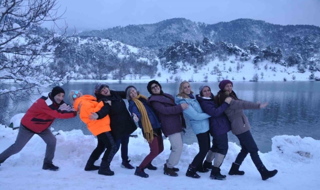 Çubuk Gölü'nde kış güzelliği yaşanıyor