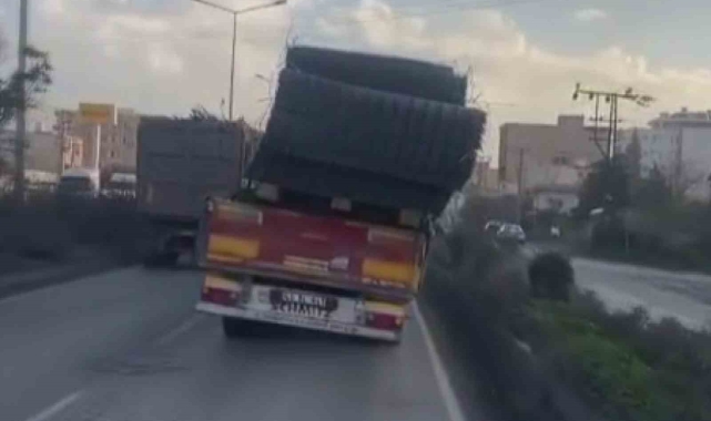 Demir yüklü tır tedirgin etti