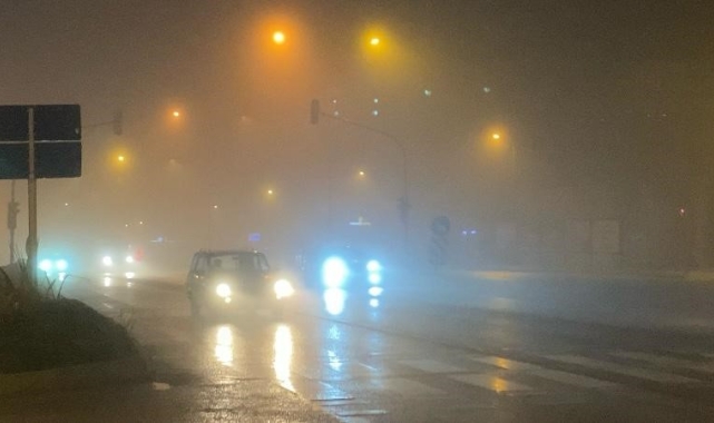 Denizli'de yoğun sis yaşamı zorlaştırdı