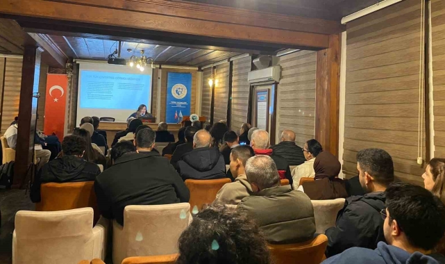 Dr. Öğretim Üyesi Tanıdı'dan "Hemşehrimiz Yunus Emre Günümüze Ne Söyler" konulu sohbet