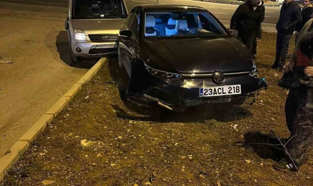 Elazığ'da trafik kazası: 2 yaralı