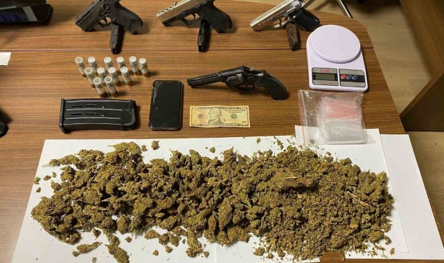 Esenler'de uyuşturucu operasyonu: 2 gözaltı