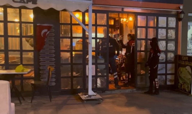 Esenyurt'ta kafede silahlı kavga: 3 yaralı