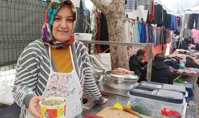 Evde yaptığı yemekler geçim kaynağı oldu
