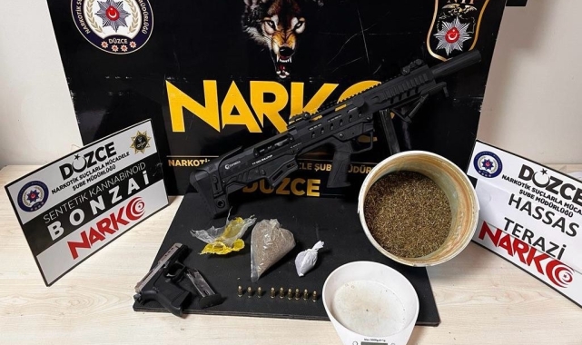 Eve yapılan baskında 460 gram uyuşturucu ele geçirildi