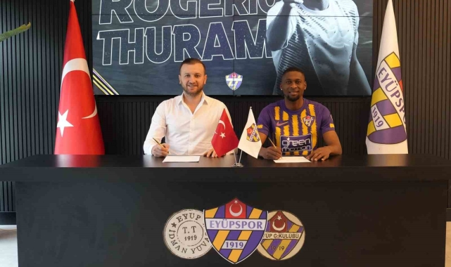 Eyüpspor hücum hattını Thuram ile güçlendirdi