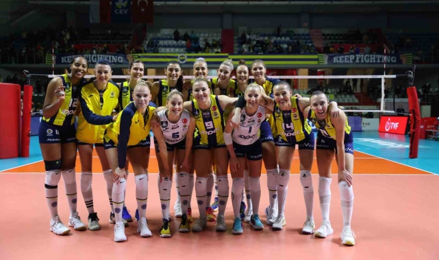 Fenerbahçe, CEV Şampiyonlar Ligi'nde çeyrek finalde