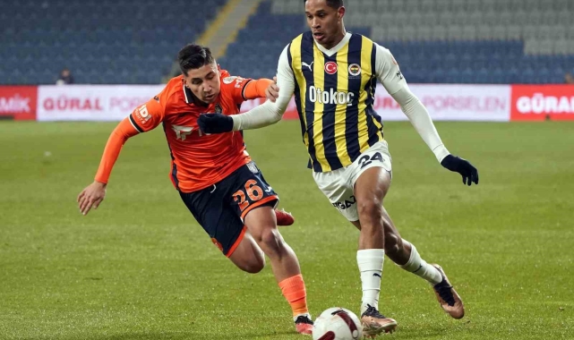 Fenerbahçe'de Oosterwolde cezalı duruma düştü