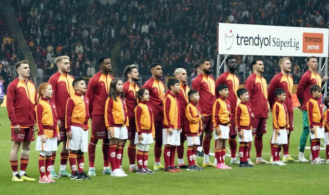 Galatasaray'da 2 değişiklik