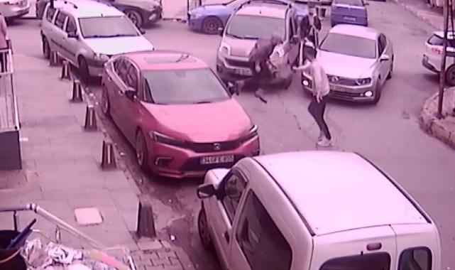 Gaziosmanpaşa'da dehşet anları: Alacaklısını yolda görünce kurşun yağdırdı