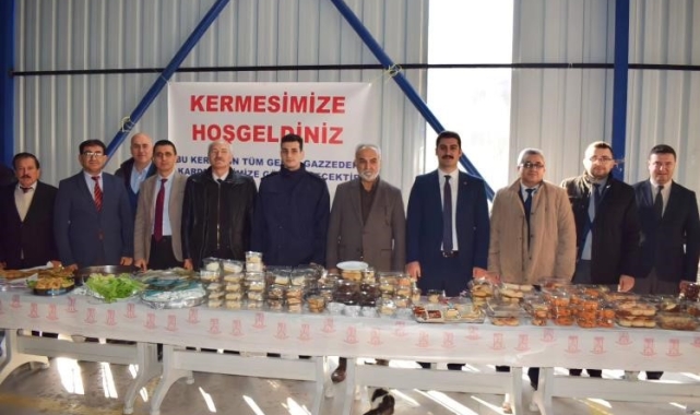 Gazze'ye bağışlanacak olan hayır çarşısı kuruldu