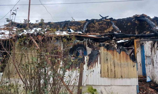 Hayrabolu'da müstakil ev yangını