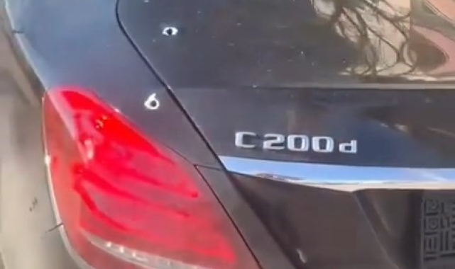 İş adamının otomobiline kurşun yağdırdılar