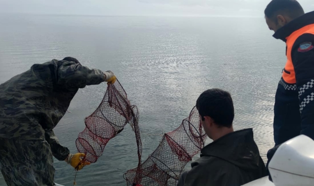 Isparta'da iki günde 400 adet kerevit pinteri ele geçirildi